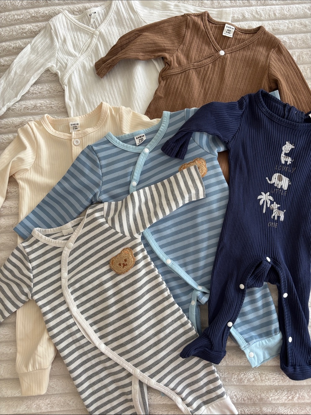 SHEIN baby onesies. (6count)